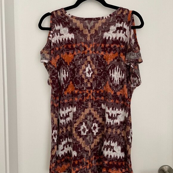 Studded Cold Shoulder Short Sleeve Top Eggplant Tribal Size XL - Picture 2 of 4